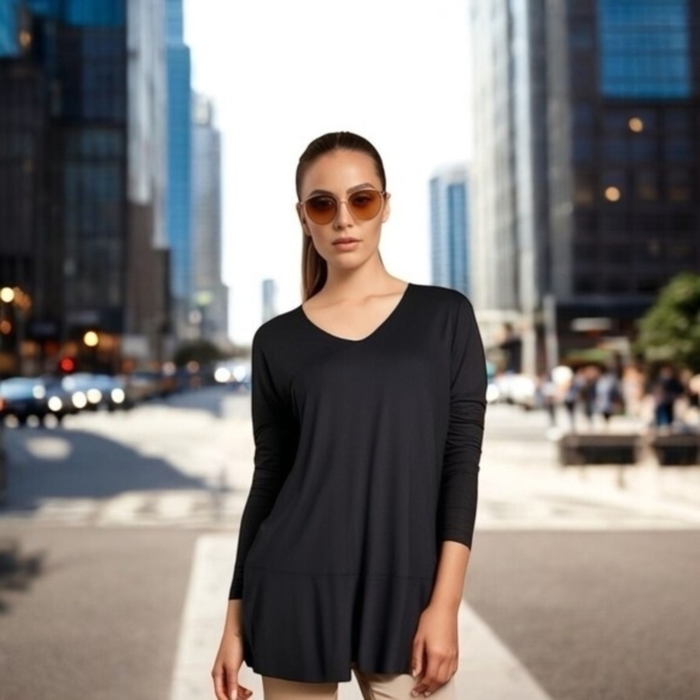 CUPIO Women's Black V-Neck Sweater Size M Modal Spandex Long Sleeve Pullover VG